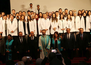 RTEÜ Diş Hekimliği Fakültesi Beyaz Önlük Giyme Töreni Gerçekleştirildi