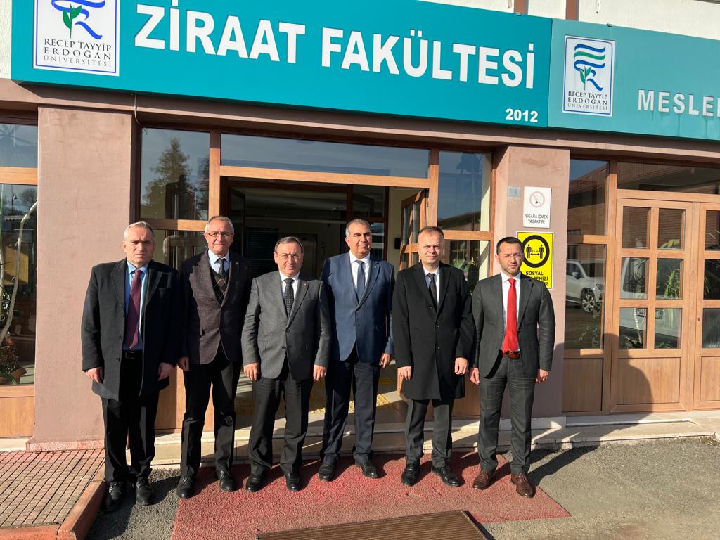 Çaykur Genel Müdürü Alim RTEÜ Ziraat Fakültesini Ziyaret Etti.