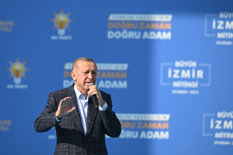 Cumhurbaşkanı Erdoğan: TEKNOFEST'te muhteşem bir katılım vardı, gençlik kiminle, nerede yürüyeceğini iyi biliyor