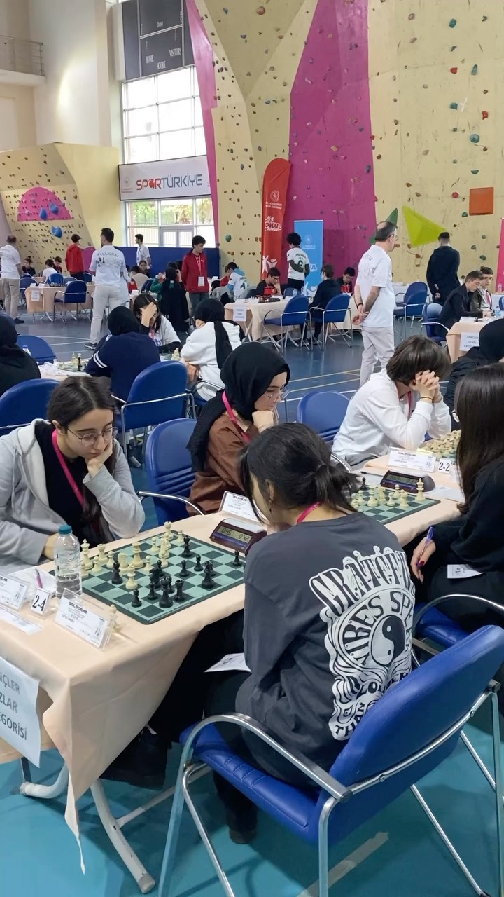 Okul Sporları Satranç Grup Birinciliği Rize’de Tamamlandı. 
