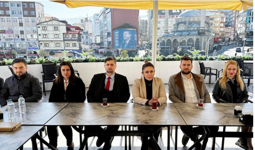 DEVA Partisi Rize Belediye Başkan Adayı  Pınar Kuk Rize'nin Tek Kadın Başkan Adayı 