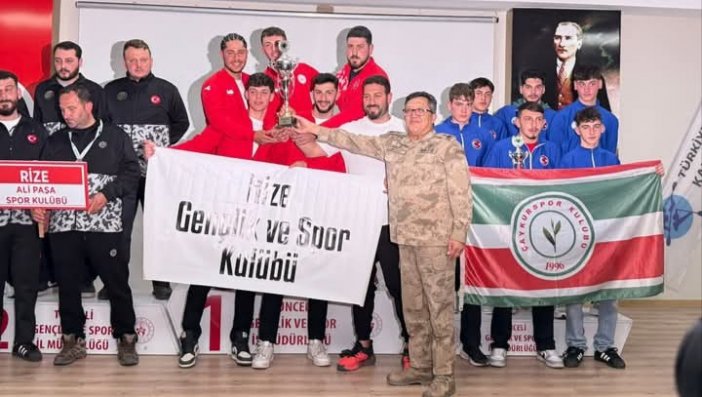 Fırtınanın Gençleri Zirvede: Çaykurspor U19 Rafting’te Türkiye Şampiyonu